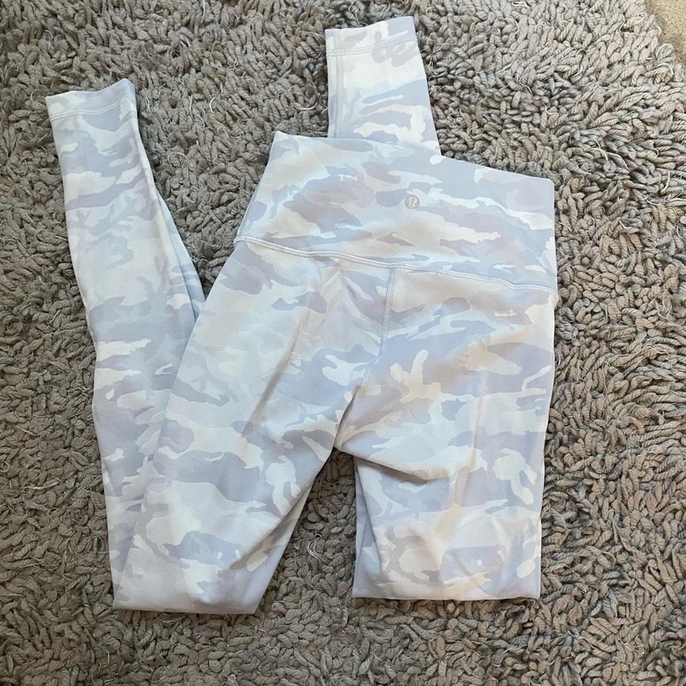 white cameo lululemon leggings, size 4 !!